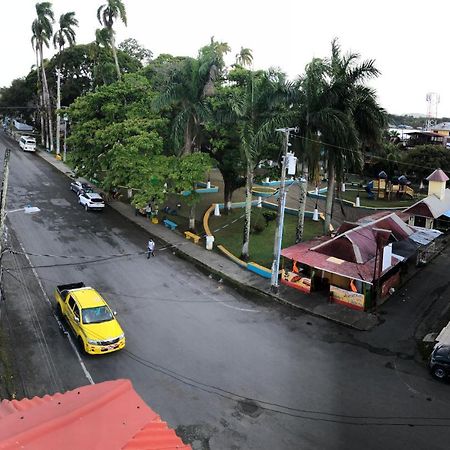 Reff Hotel Bocas del Toro Exterior foto
